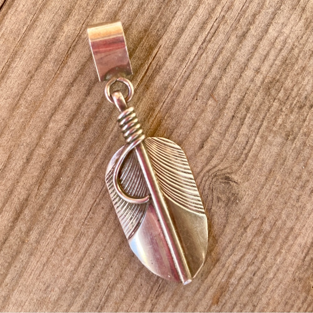 Feather pendant. Sterling silver. Native American.